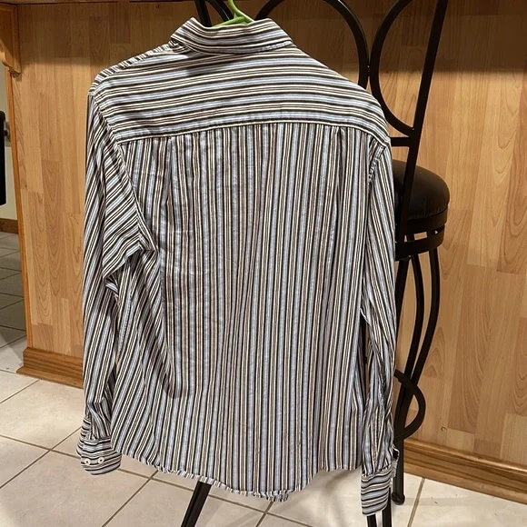 Dress shirt - Picture 2 of 3